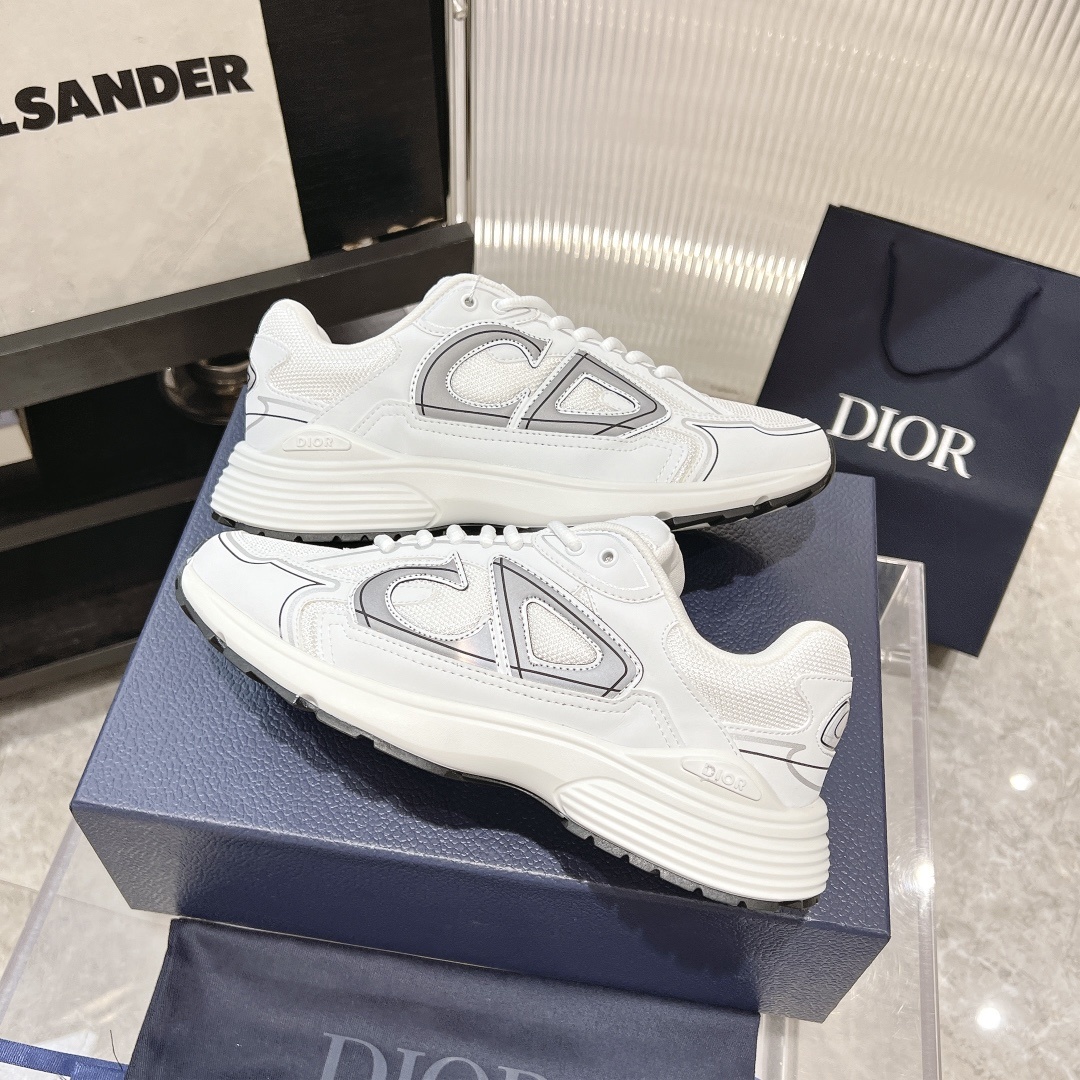 Dior B30 — Modèle 4