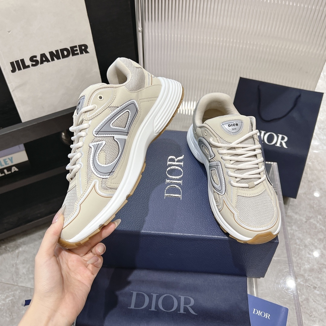 Dior B30 — Modèle 5