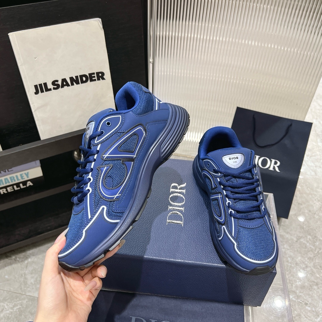 Dior B30 — Modèle 8