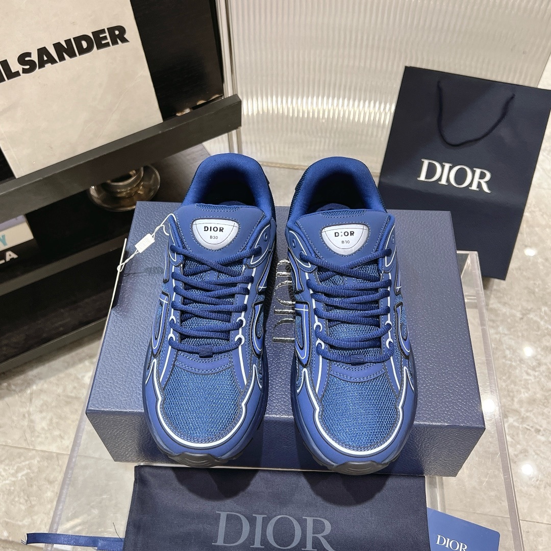 Dior B30 — Modèle 8