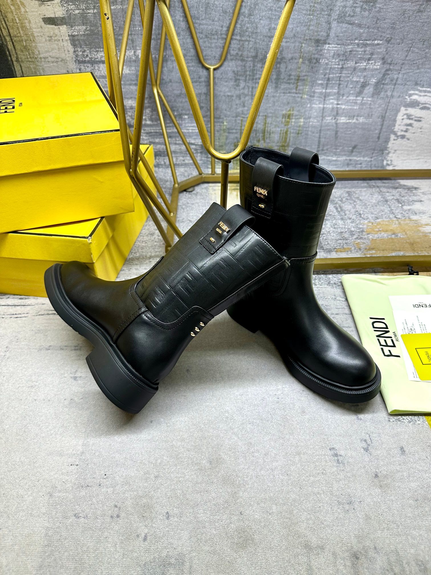 Fendi Bottine — Modèle 1