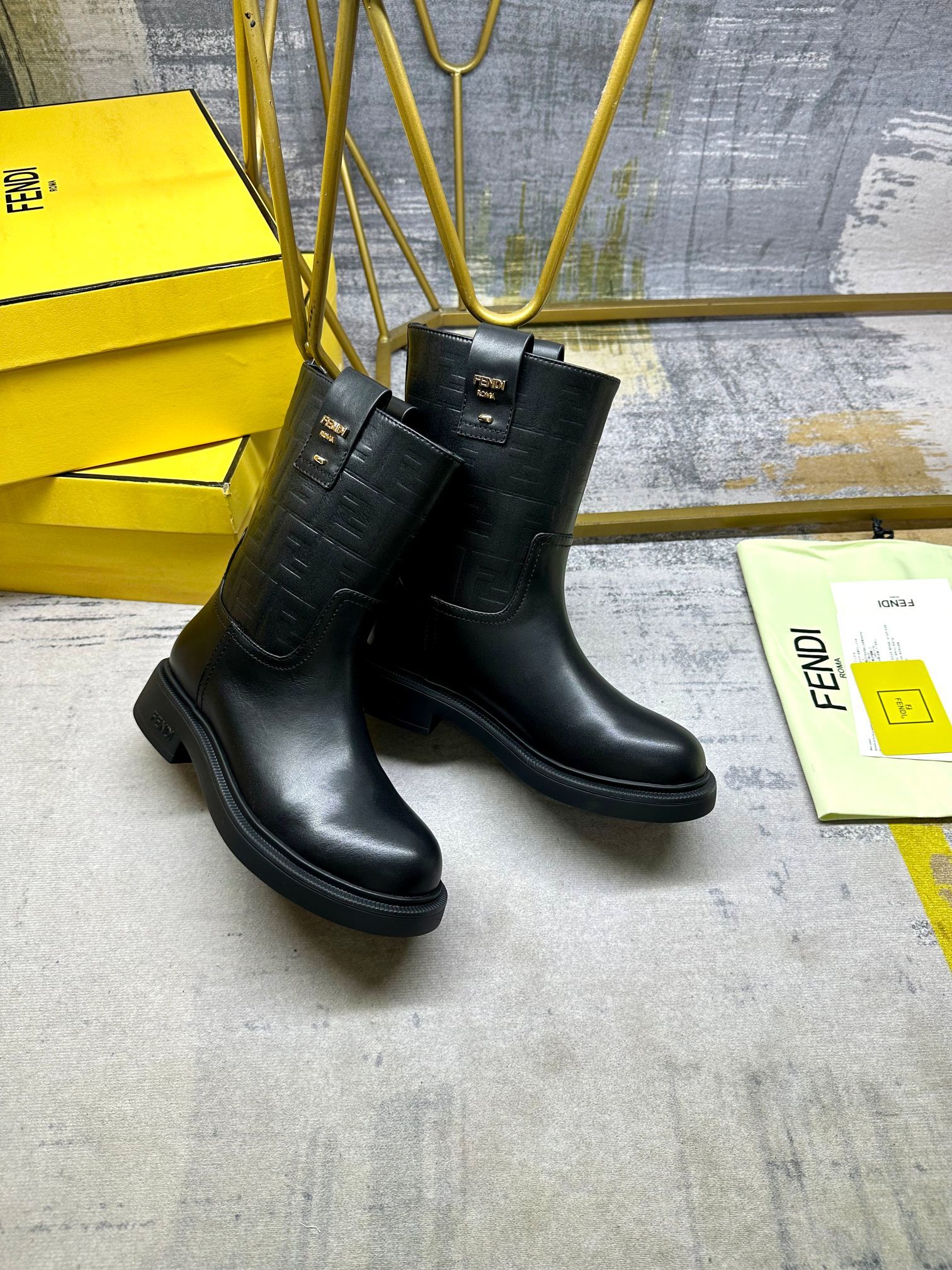 Fendi Bottine — Modèle 1