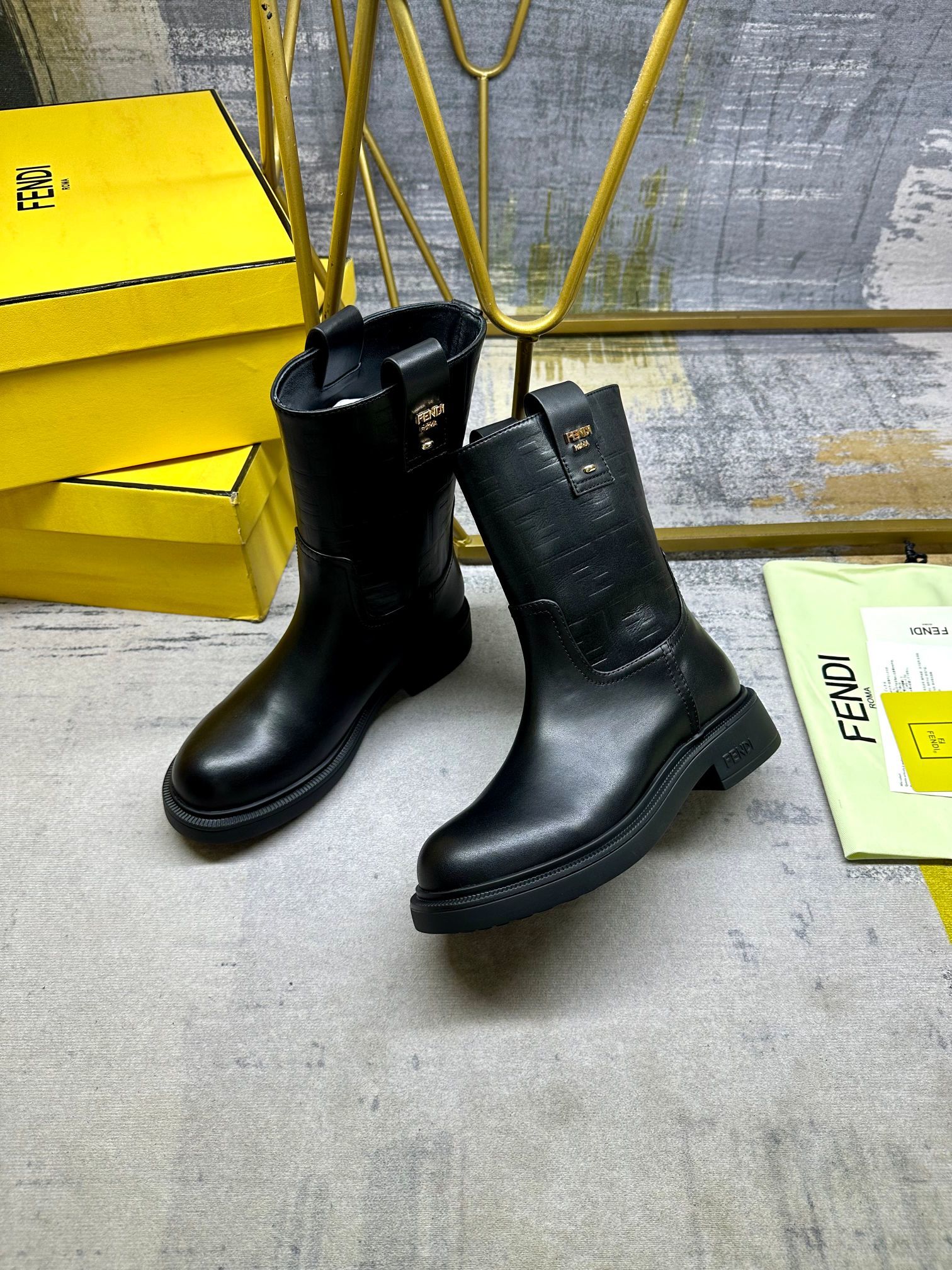Fendi Bottine — Modèle 1