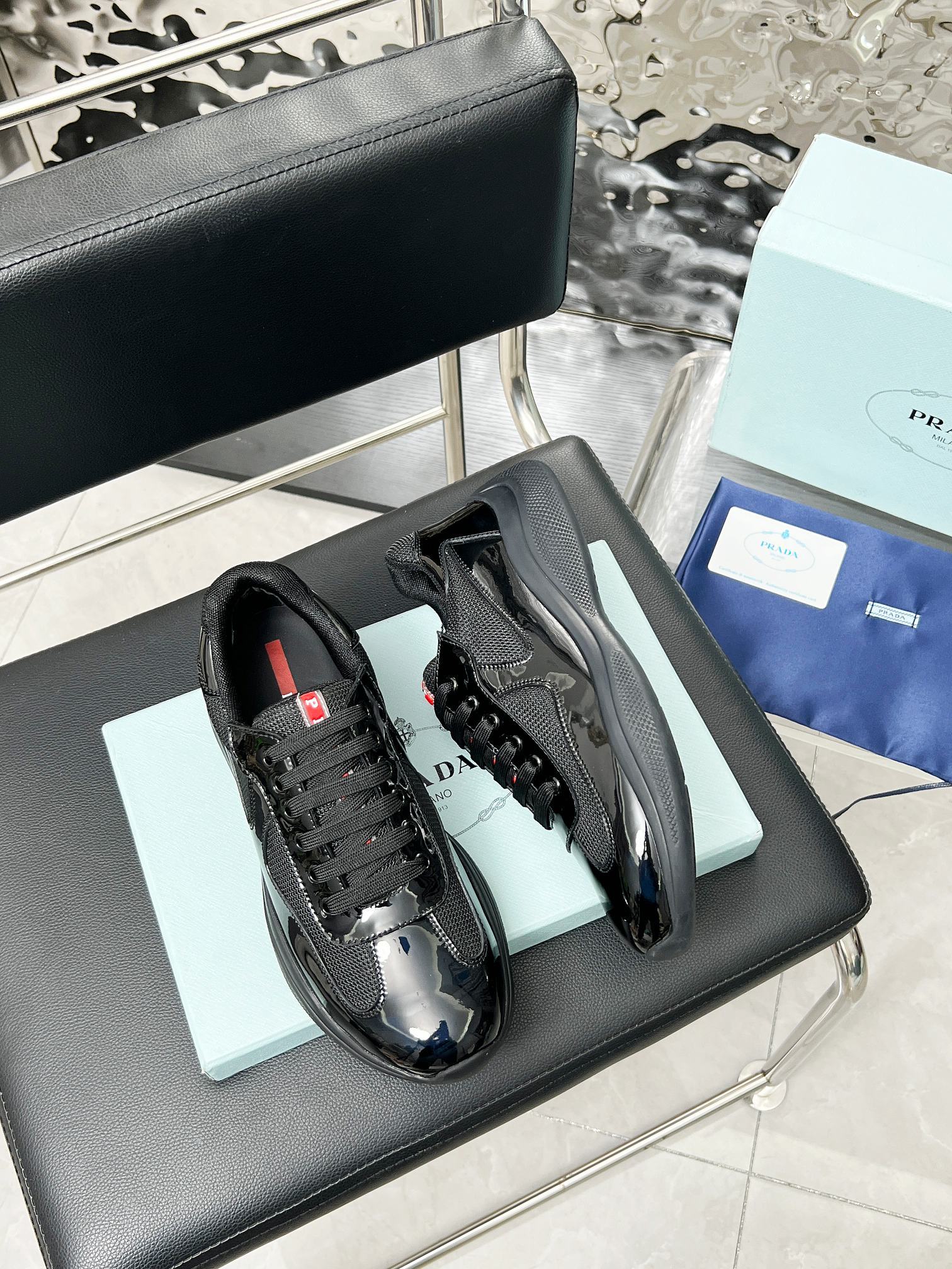 Prada Cup — Modèle 2