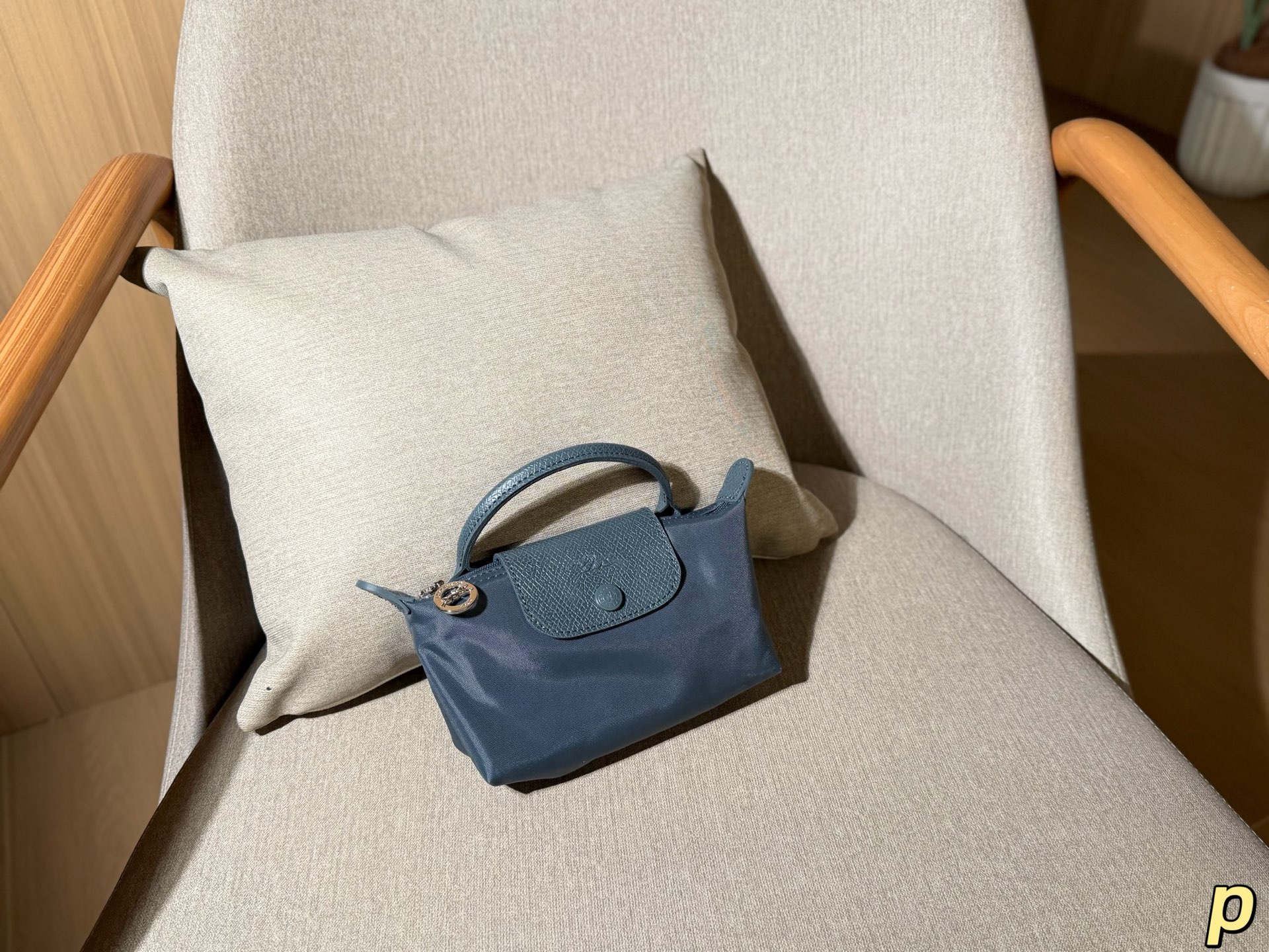 Longchamp Energy Mini